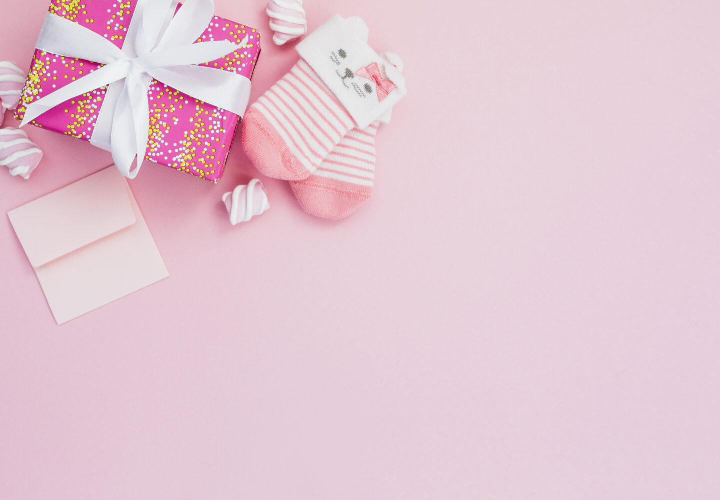 FunJoyLand pink-composition-girl-birth-1440x1000 4 Unique newborn gifts you can get for new parents | Funjoyland 